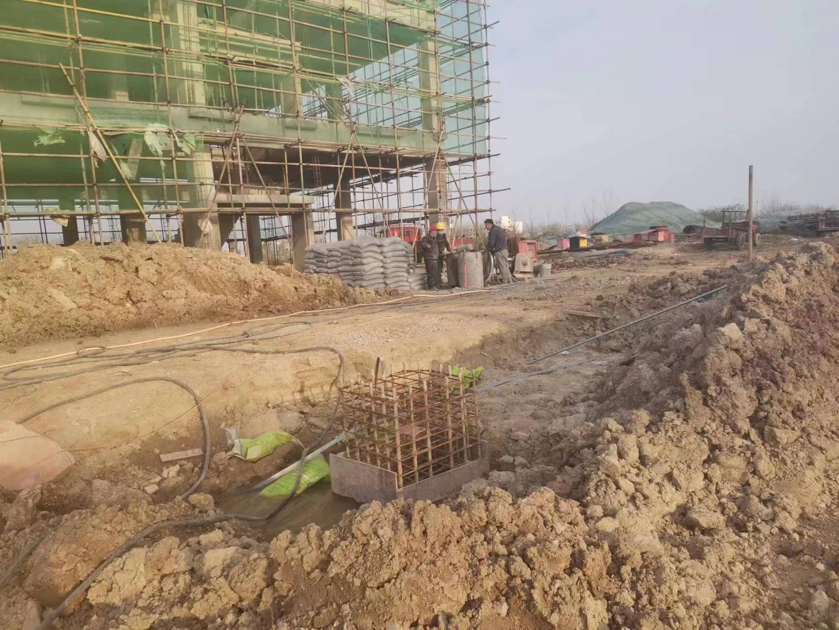 汶上当桥梁出现裂缝的时候应该及时加固修补